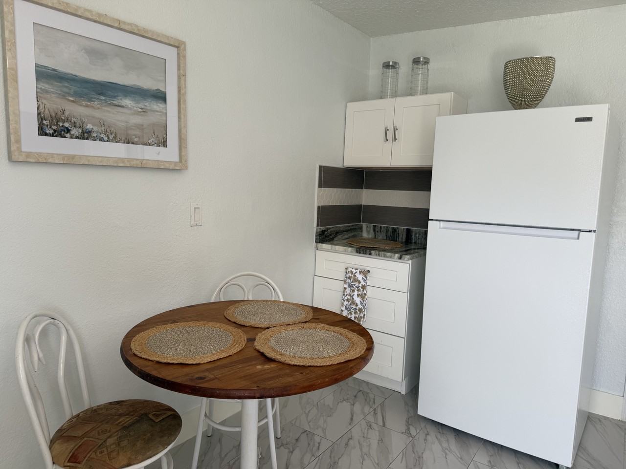 105 20th St Ne #A - Photo 7 of 14