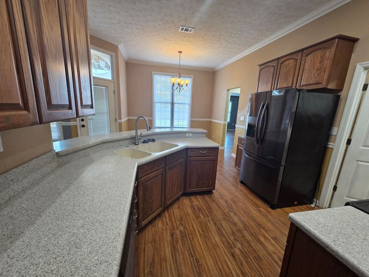 5209 Hickory St - Photo 6 of 25