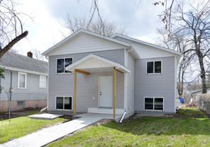 1109 University Dr S - Photo 1 of 1