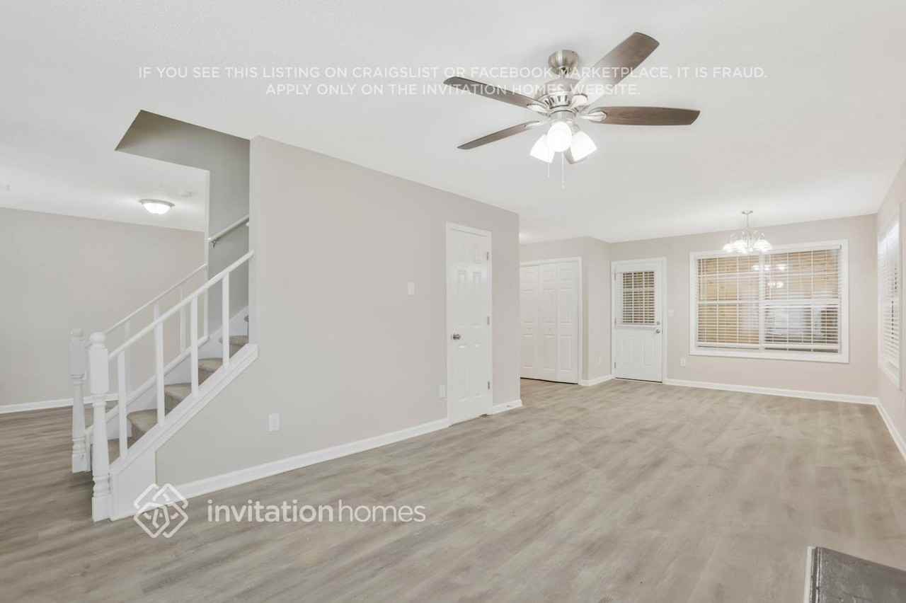 3785 Cypress Pointe Dr - Photo 3 of 21