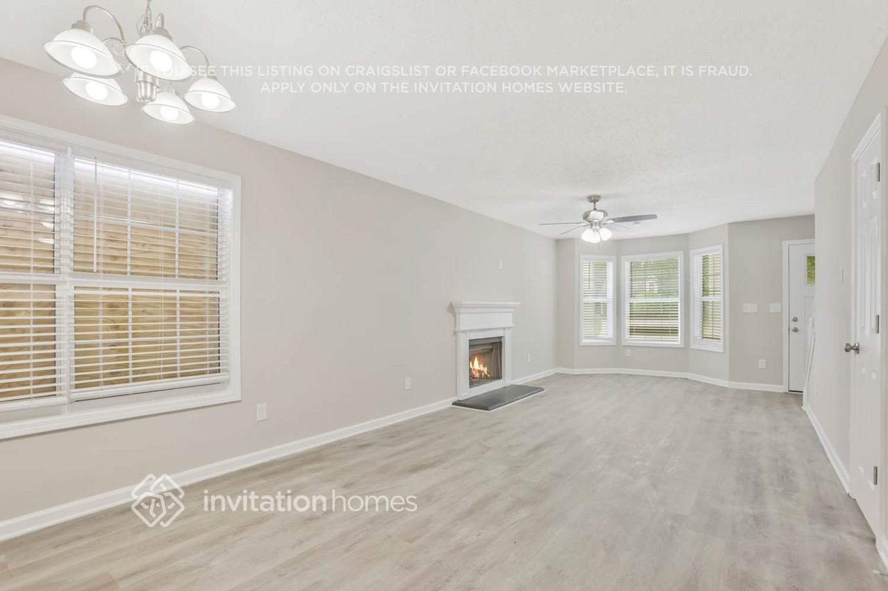 3785 Cypress Pointe Dr - Photo 4 of 21