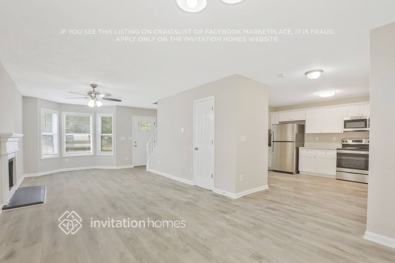 3785 Cypress Pointe Dr - Photo 6 of 21