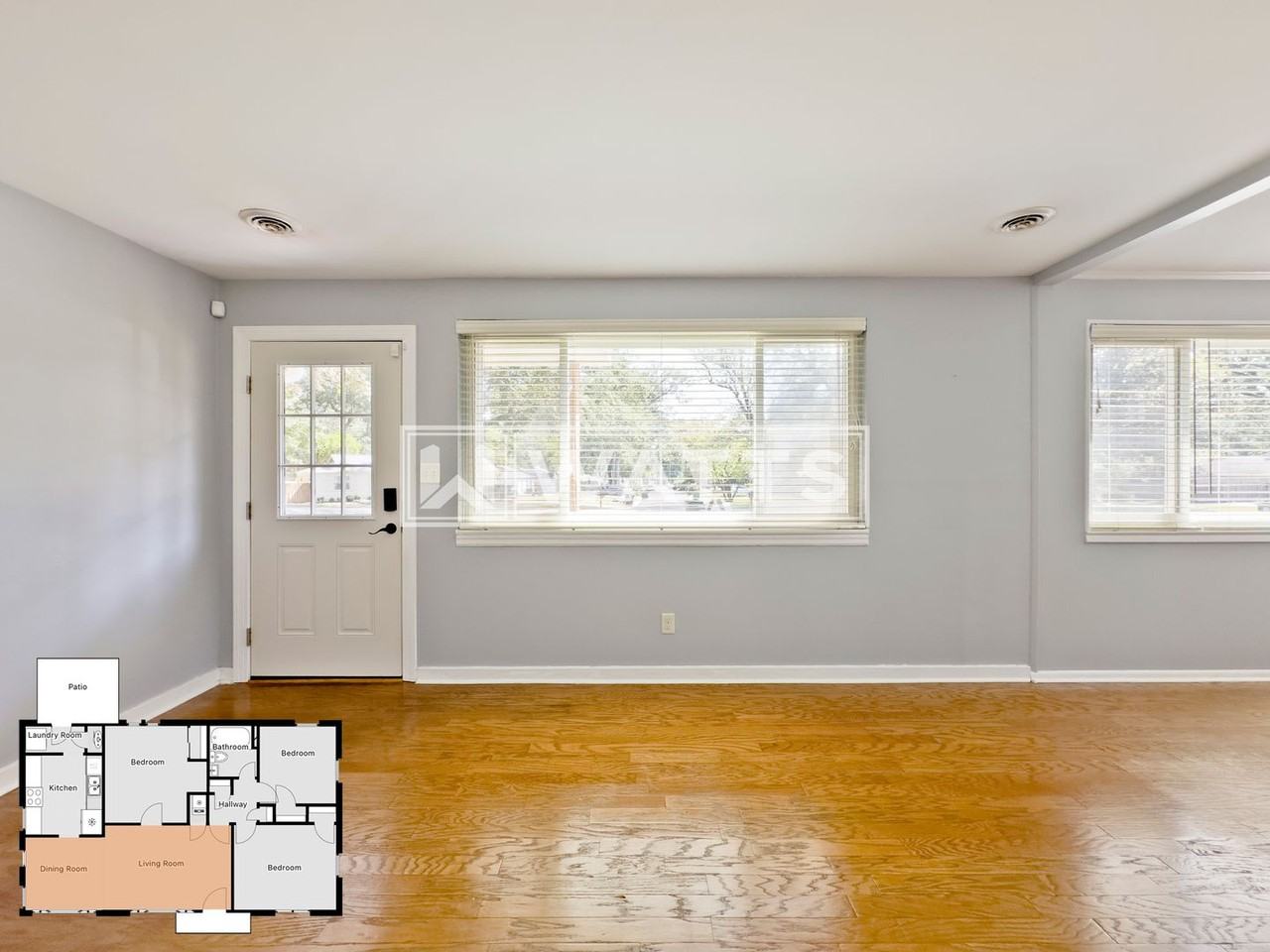 616 Royal St - Photo 4 of 23