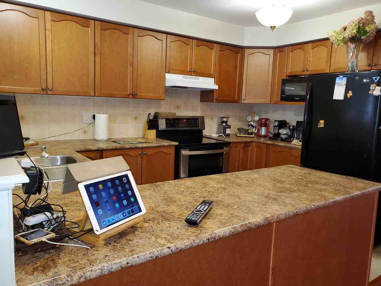 336 Riversedge (Gloucester Glen) - Photo 3 of 27