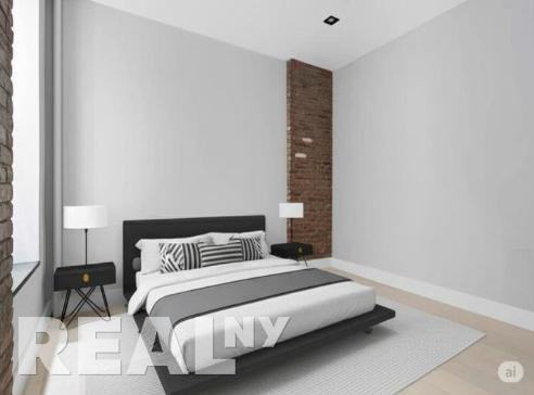 E 18th St #C2 - Photo 5 of 8