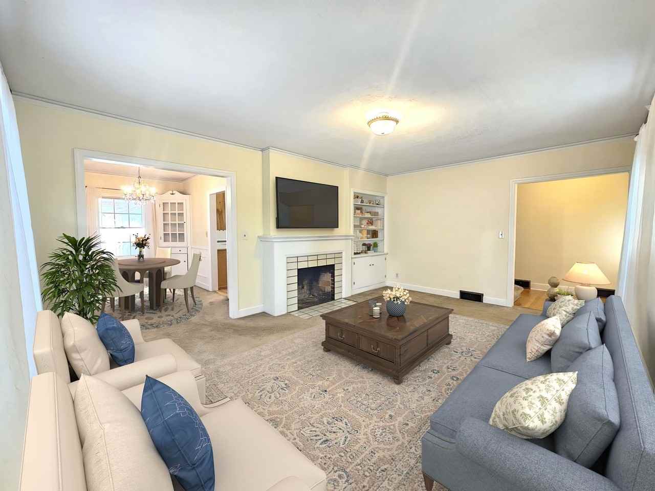 1017 E Sharp Ave - Photo 2 of 42