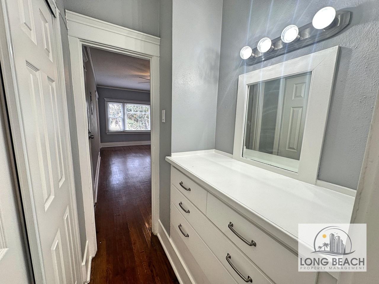 238 Gaviota Avenue - Photo 7 of 10
