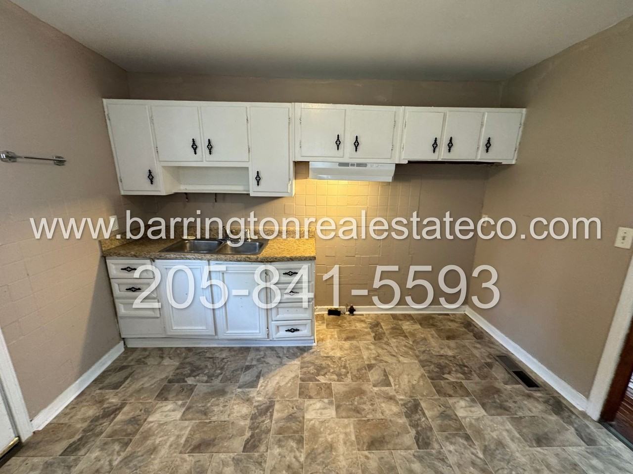 1437 17th Street Southwest - Photo 3 of 5