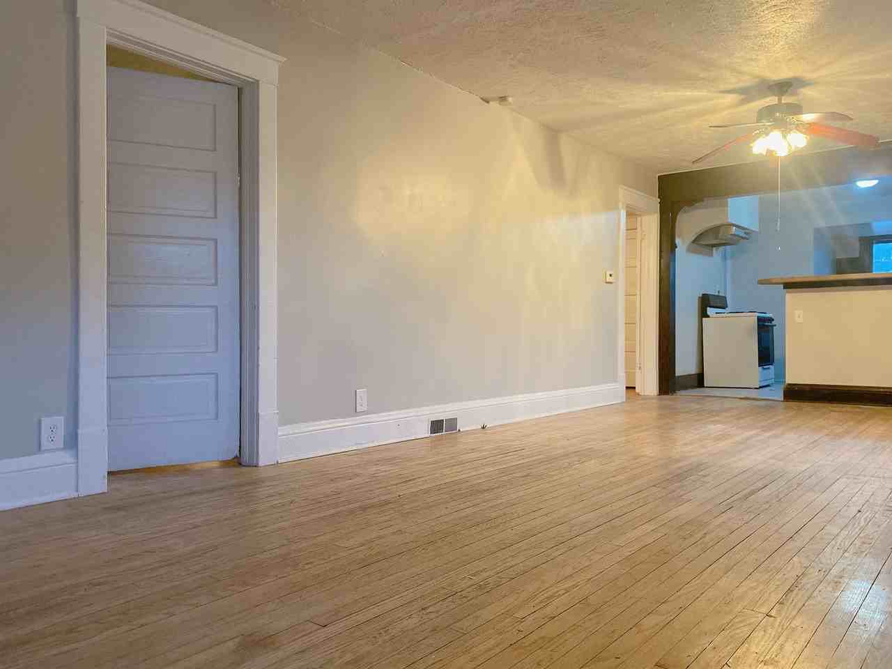 2335 North 65th Avenue - Photo 3 of 18