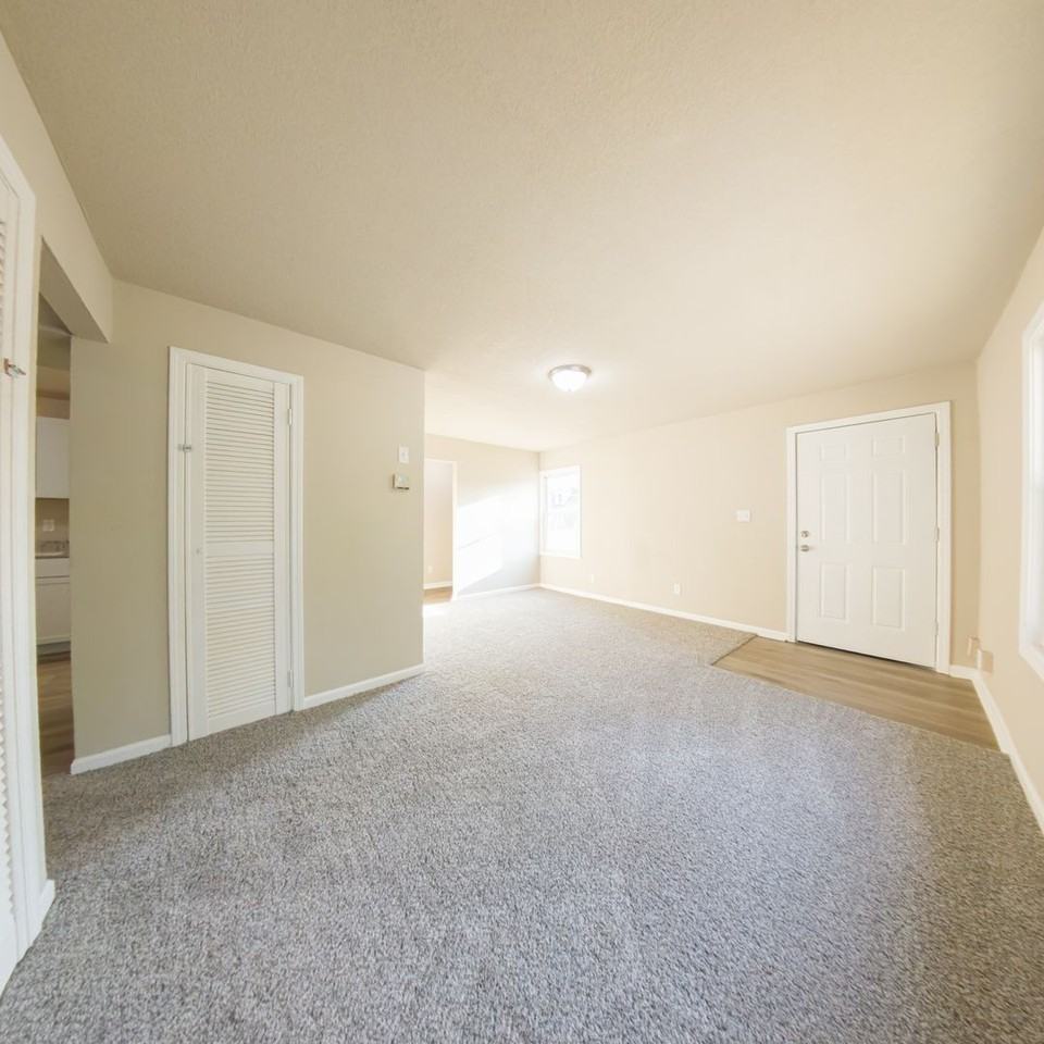 1250 E 27th St - Photo 3 of 21