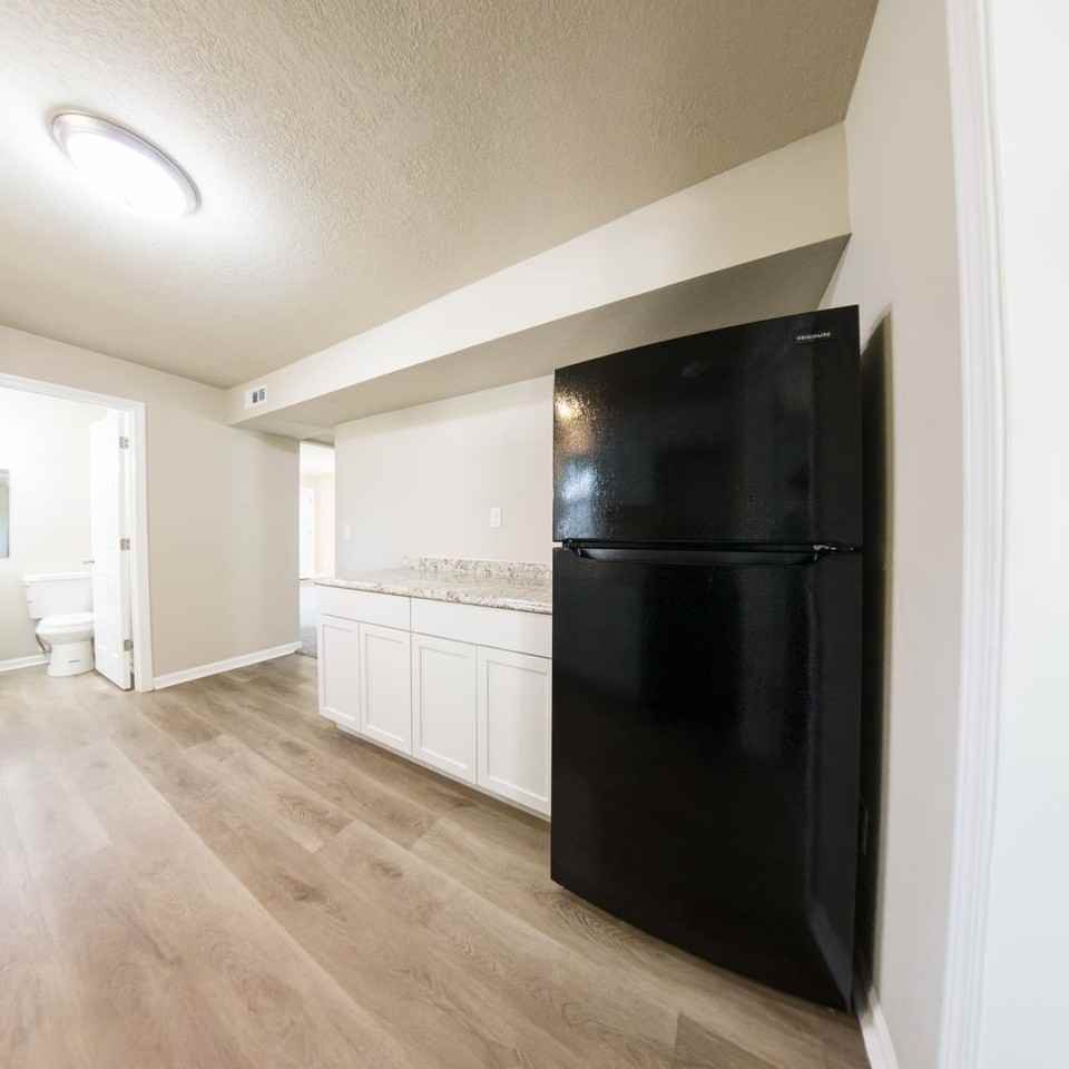 1250 E 27th St - Photo 7 of 21