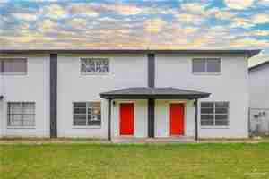 featured image of 720 E Sugarcane Dr