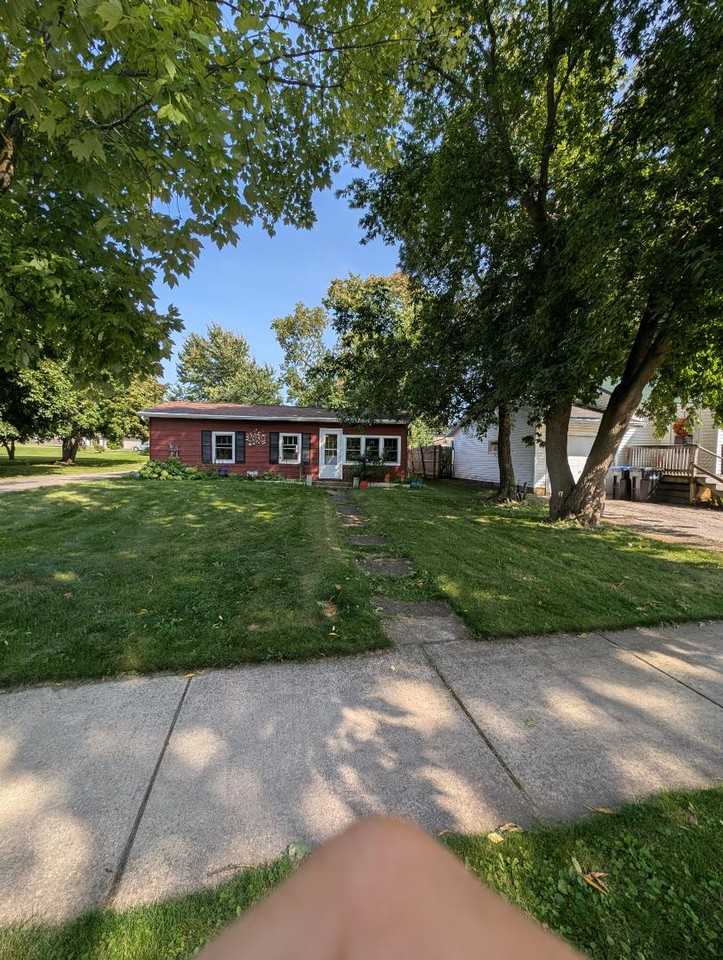 728 N 6th Ave - Photo 3 of 20