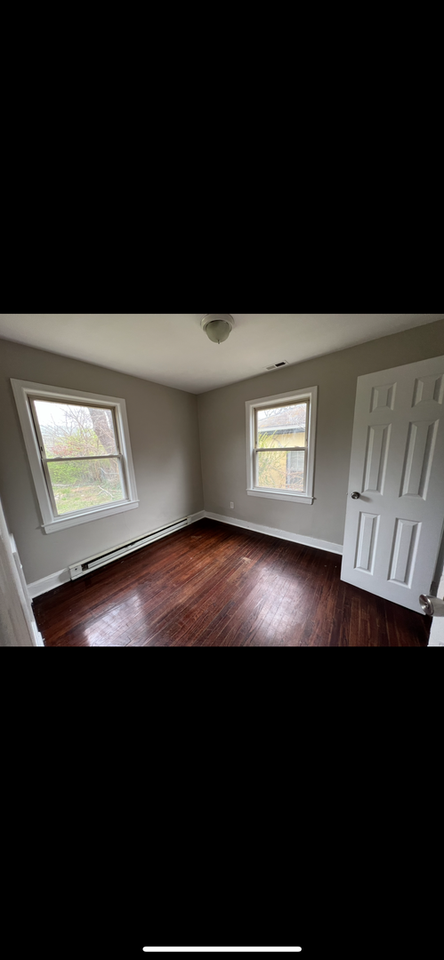 949 Hunt Ave Nw - Photo 2 of 2