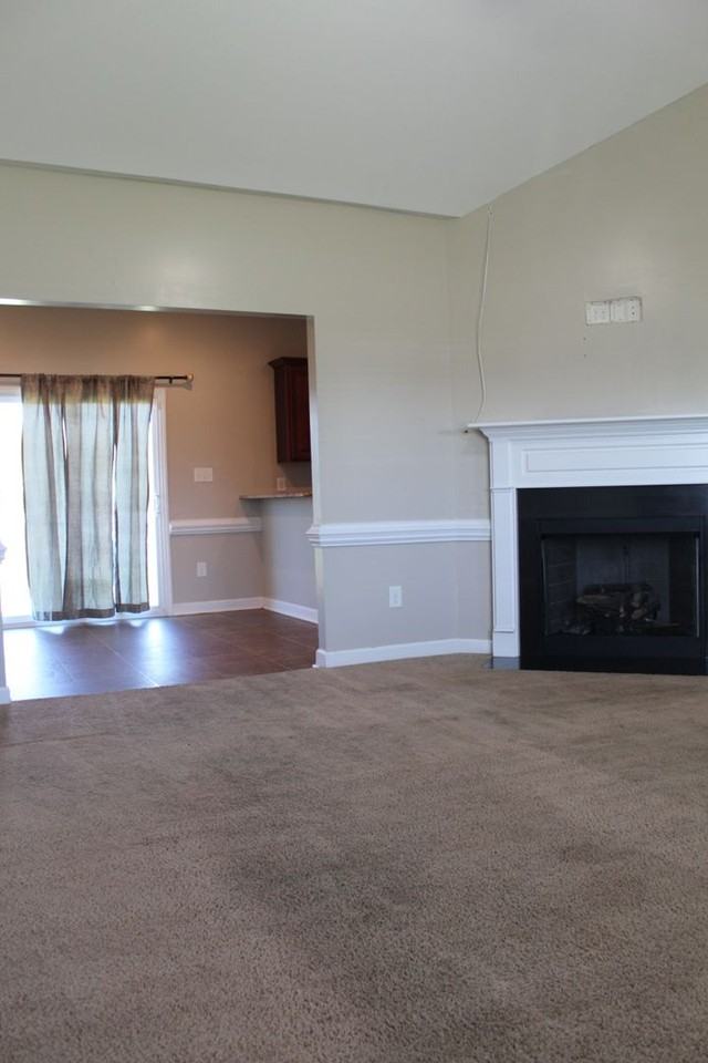 107 Kenison Way - Photo 5 of 28