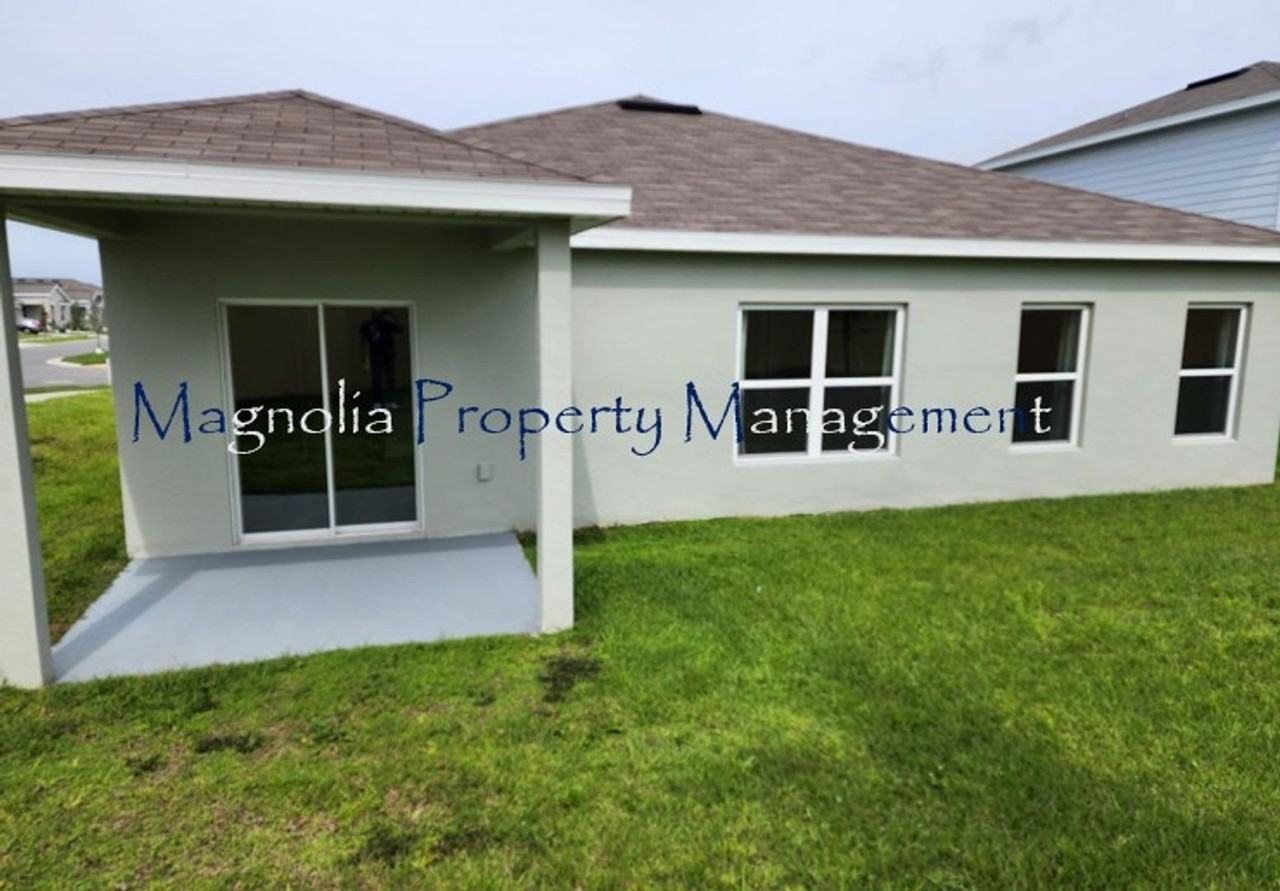 261 Piave St - Photo 3 of 14