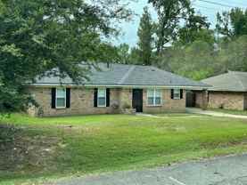 4013 Swim Club Ln - Photo 1 of 1