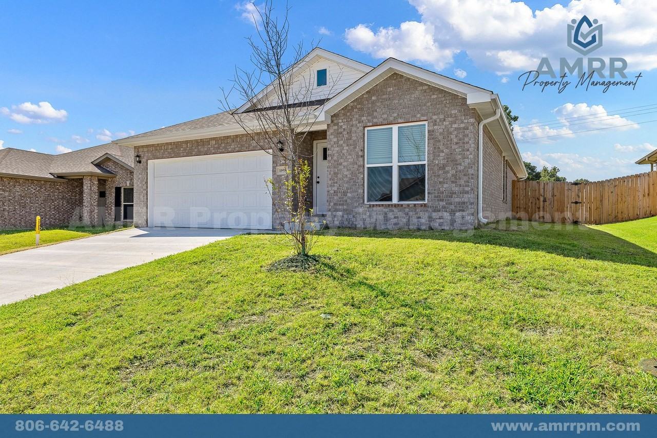 1005 Southwest 3rd Avenue - Photo 2 of 26