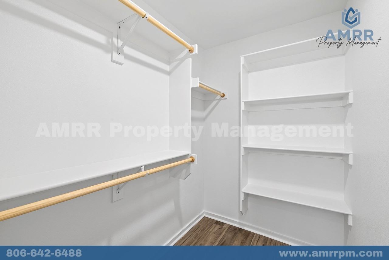 1005 Southwest 3rd Avenue - Photo 5 of 26