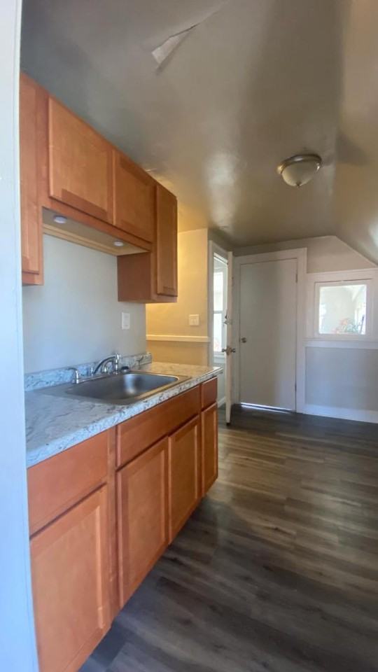 19814 Shawnee Ave - Photo 4 of 11