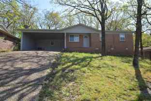 905 Valerie Dr - Photo 1 of 1