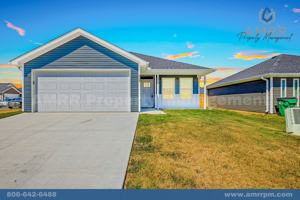 featured image of 305 Honeybee Ave