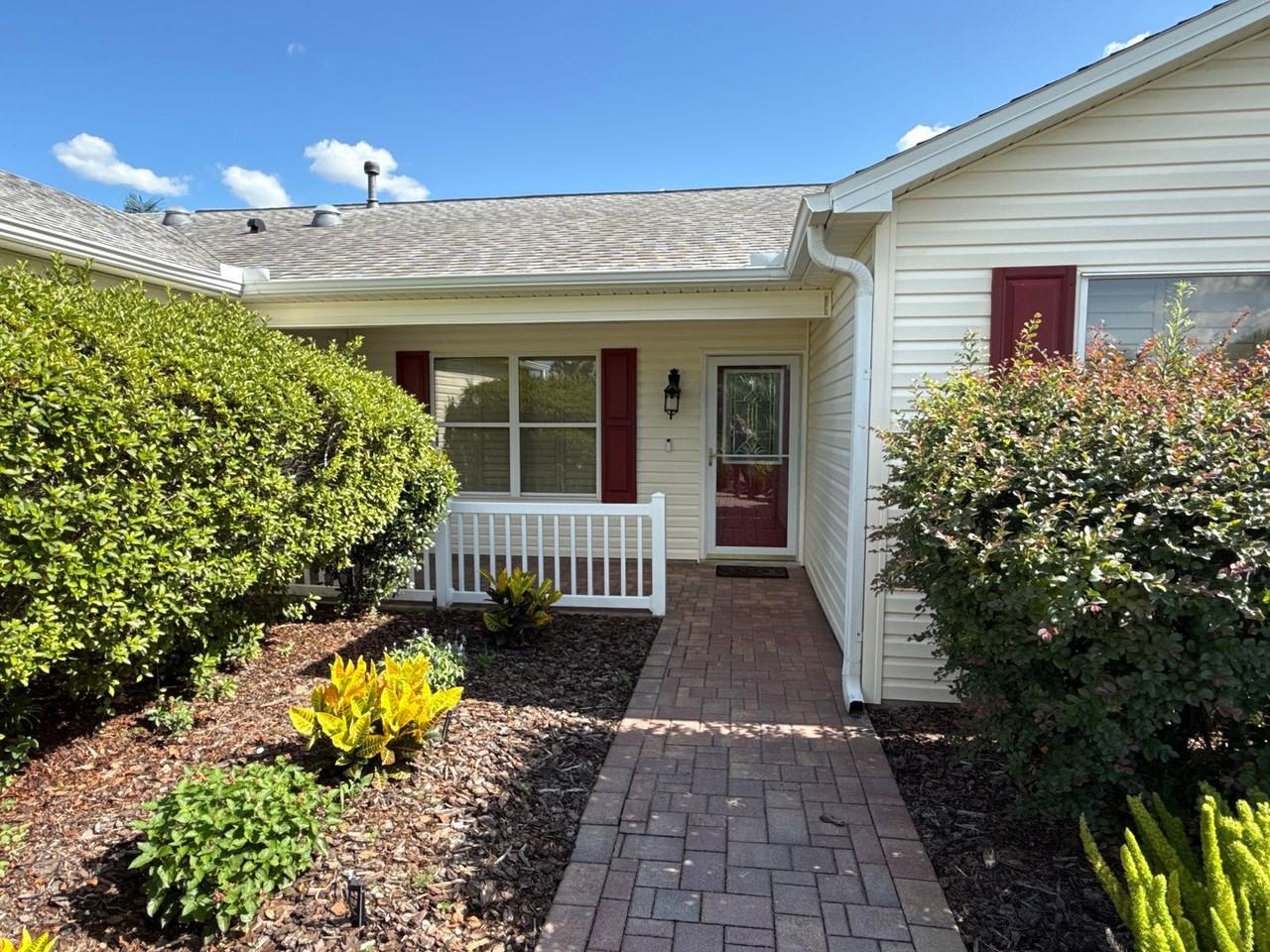 2204 Crawford Ct - Photo 3 of 21