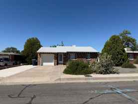 919 Manzano St Ne - Photo 1 of 1