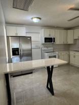 4350 Ne 6th Ave - Photo 1 of 1