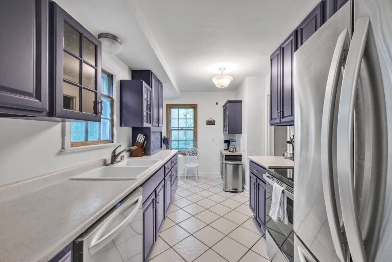 2705 Chamberlain Ave - Photo 5 of 31