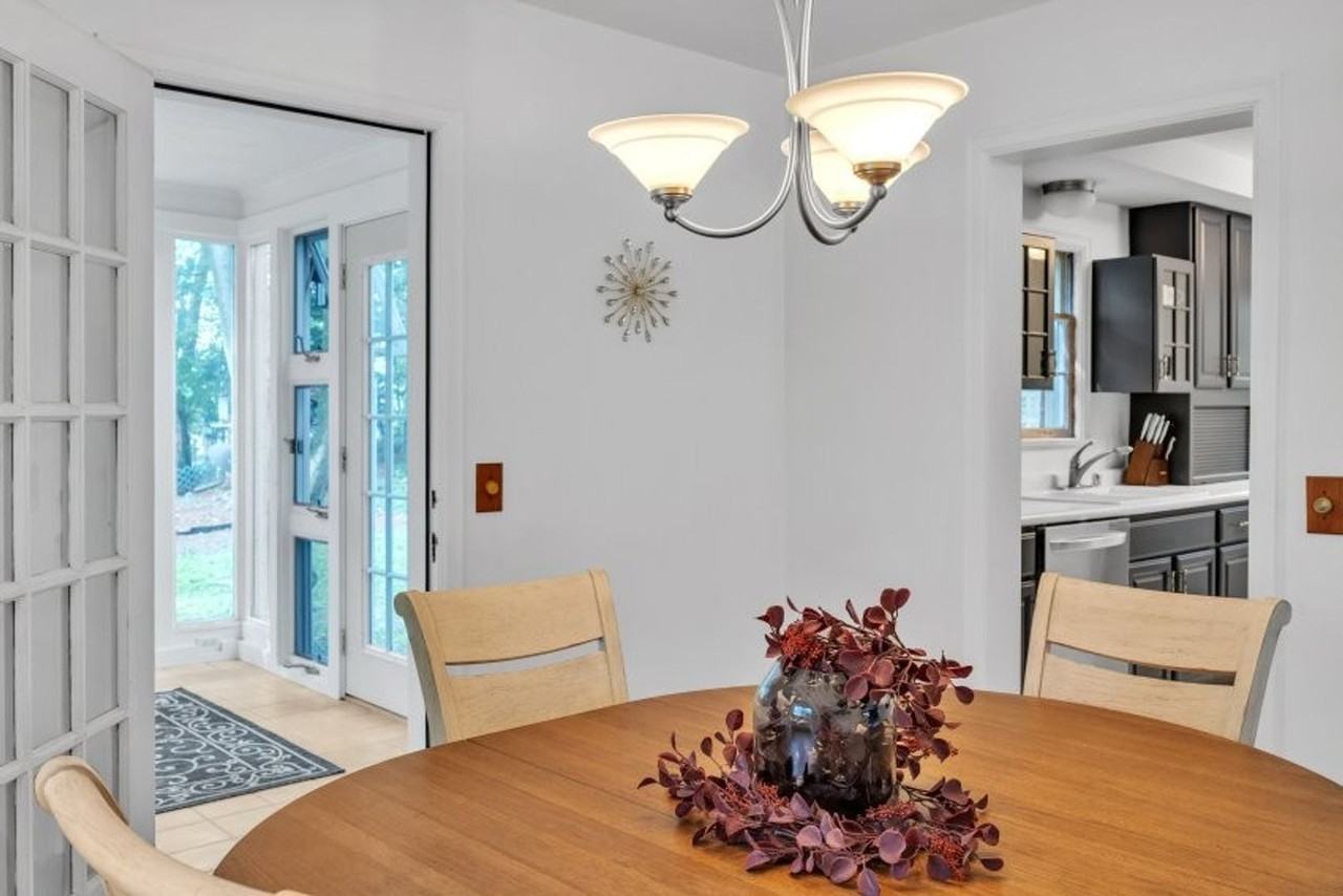 2705 Chamberlain Ave - Photo 7 of 31