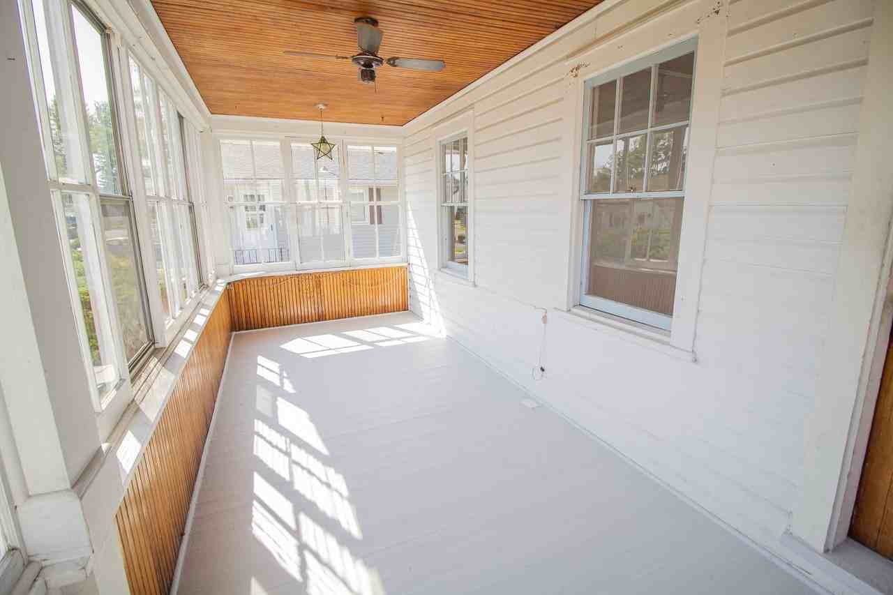 9 Spring Ave - Photo 3 of 19