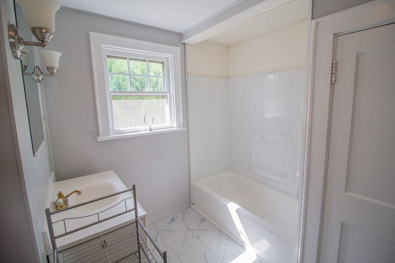 9 Spring Ave - Photo 6 of 19