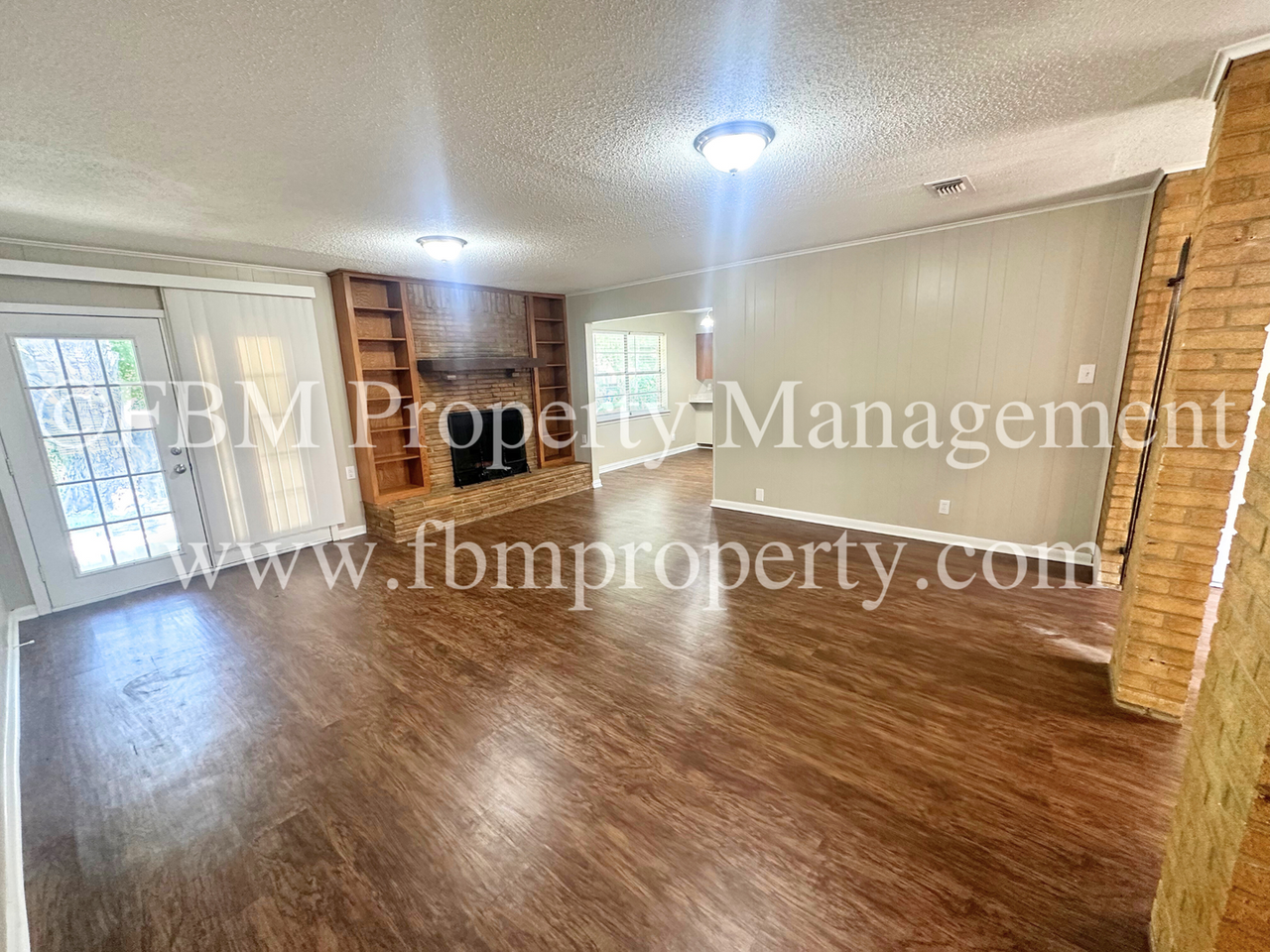 2409 Linda Dr - Photo 4 of 41