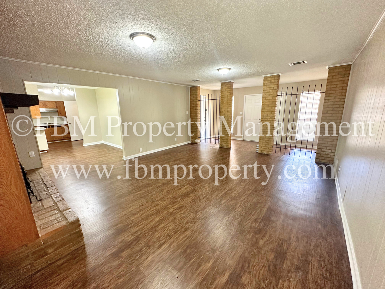 2409 Linda Dr - Photo 5 of 41