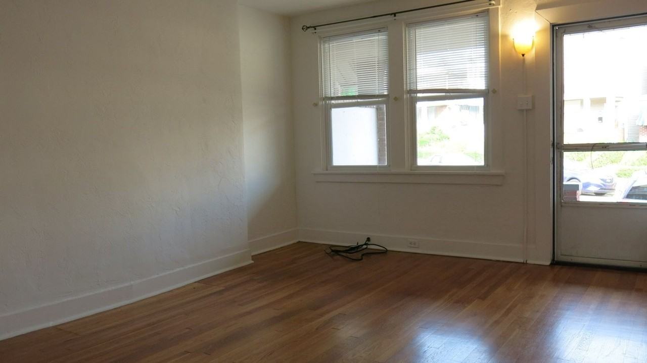 1932 Chislett St - Photo 4 of 8