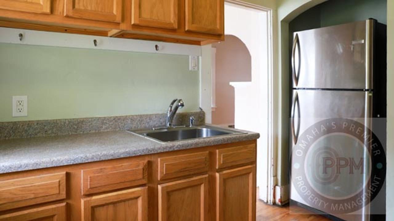 2219 S 58th St - Photo 2 of 23