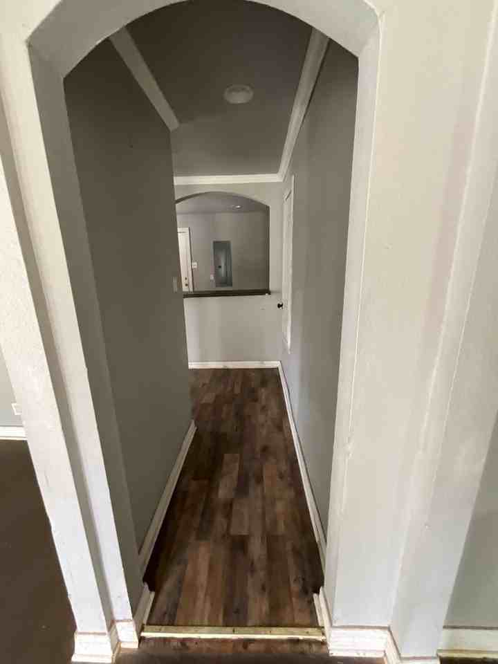 1422 Grigsby St - Photo 3 of 10