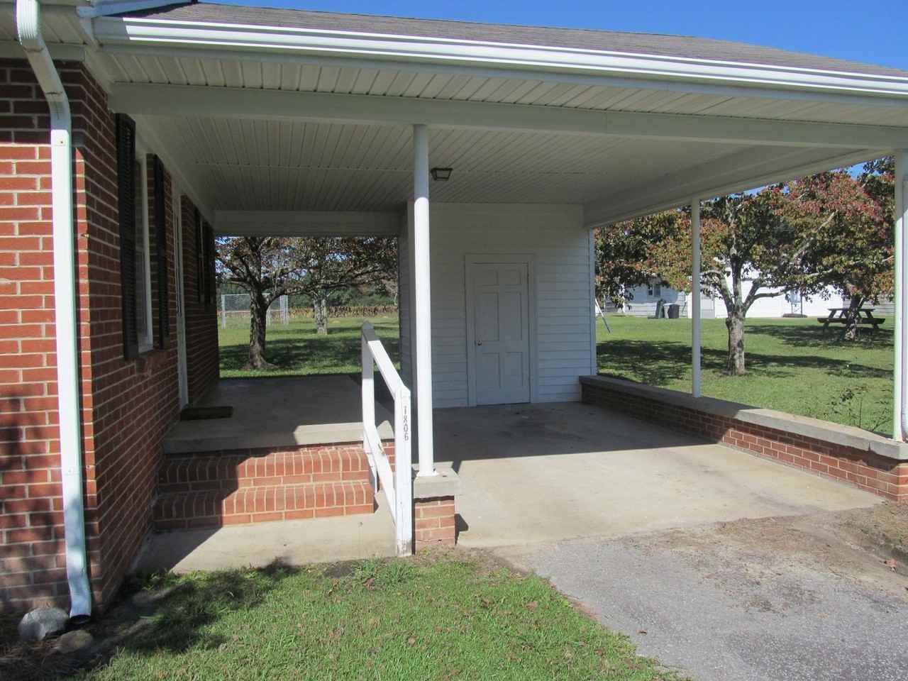 1806 John Small Ave - Photo 2 of 12