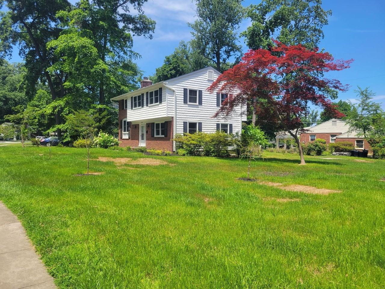 2135 Pine Valley Dr - Photo 2 of 19