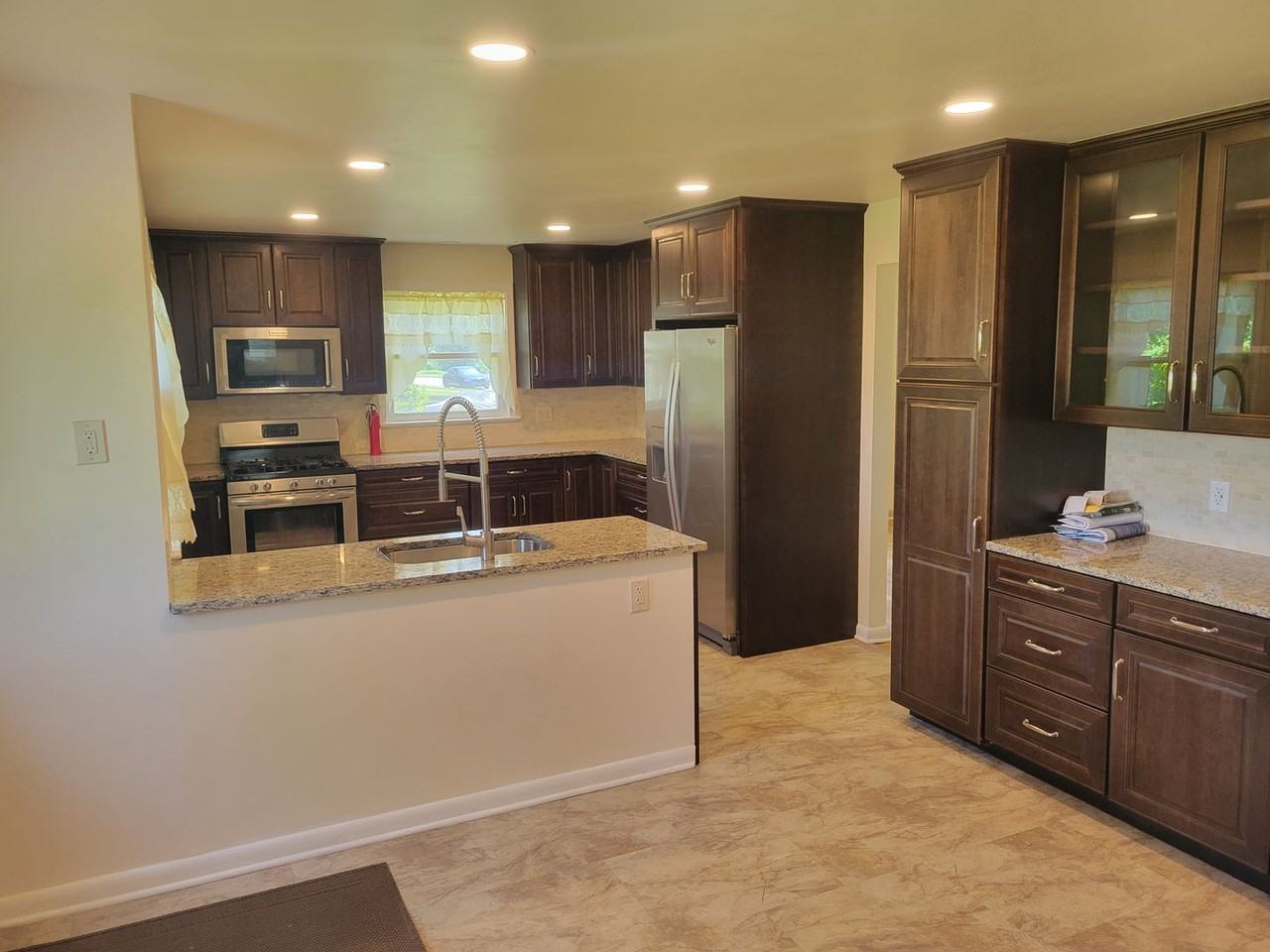 2135 Pine Valley Dr - Photo 3 of 19