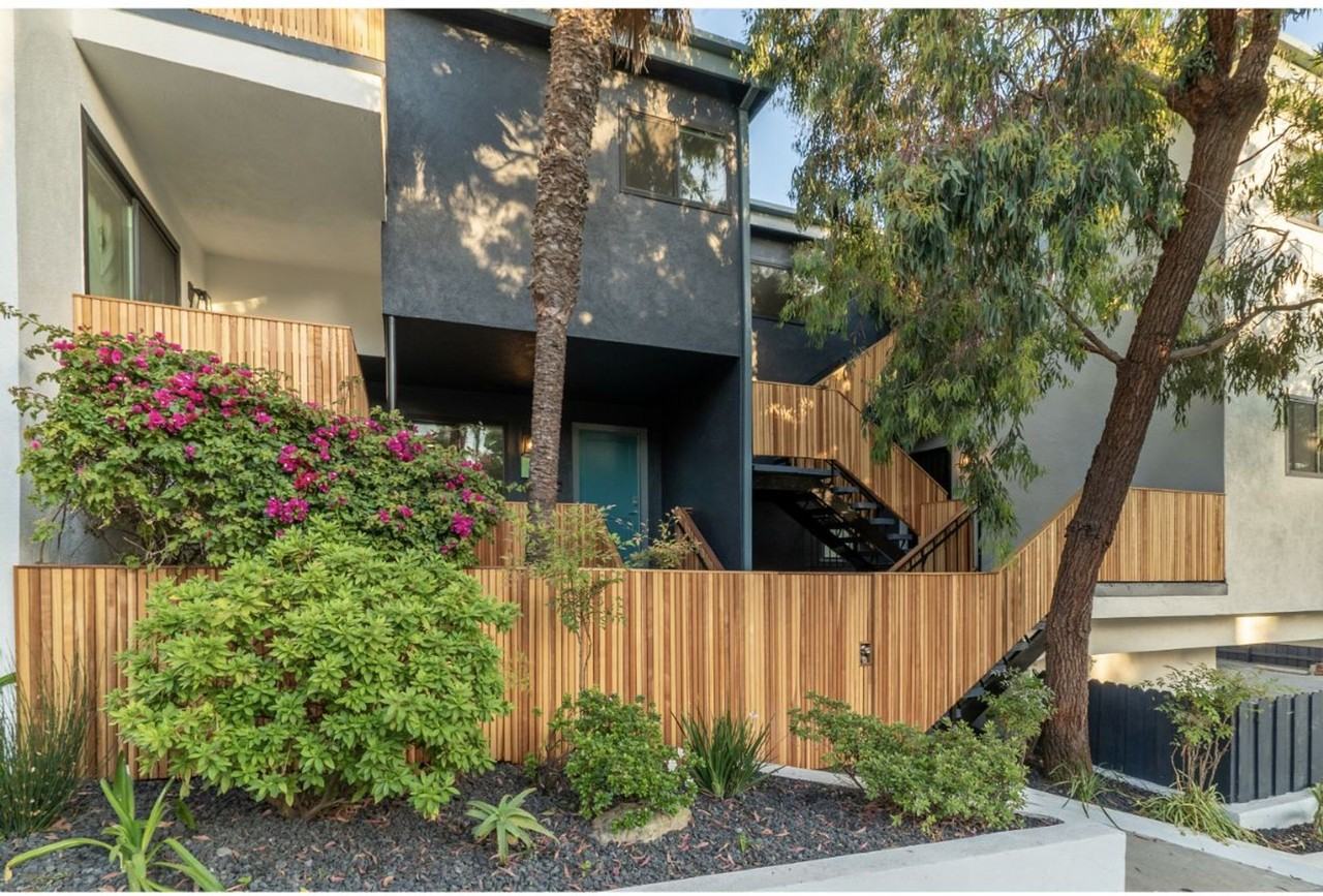 520 Pacific St - Photo 6 of 7