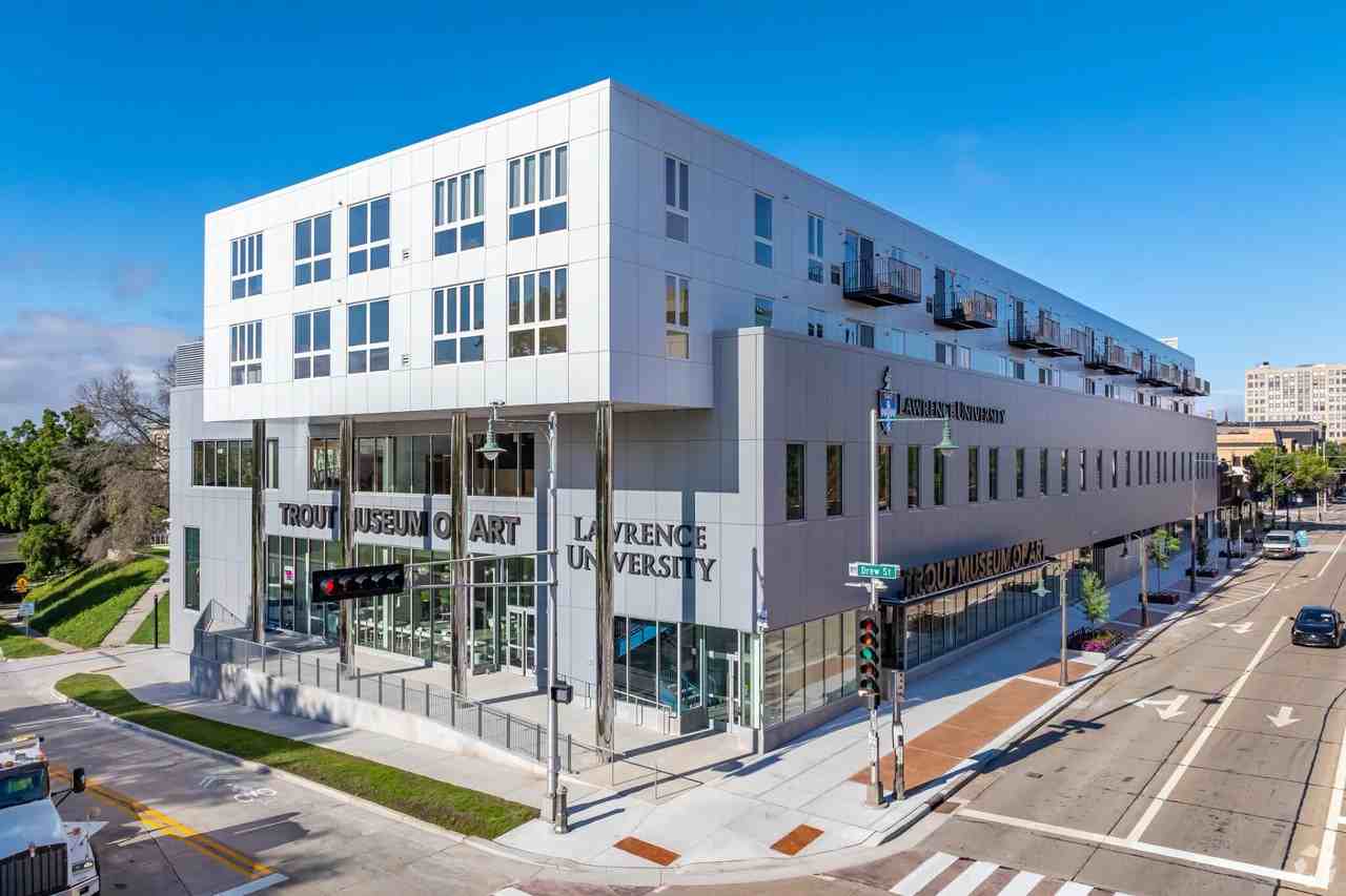 Welcome Home to Downtown Living at LUX at Lawrence! - Photo 3 of 6