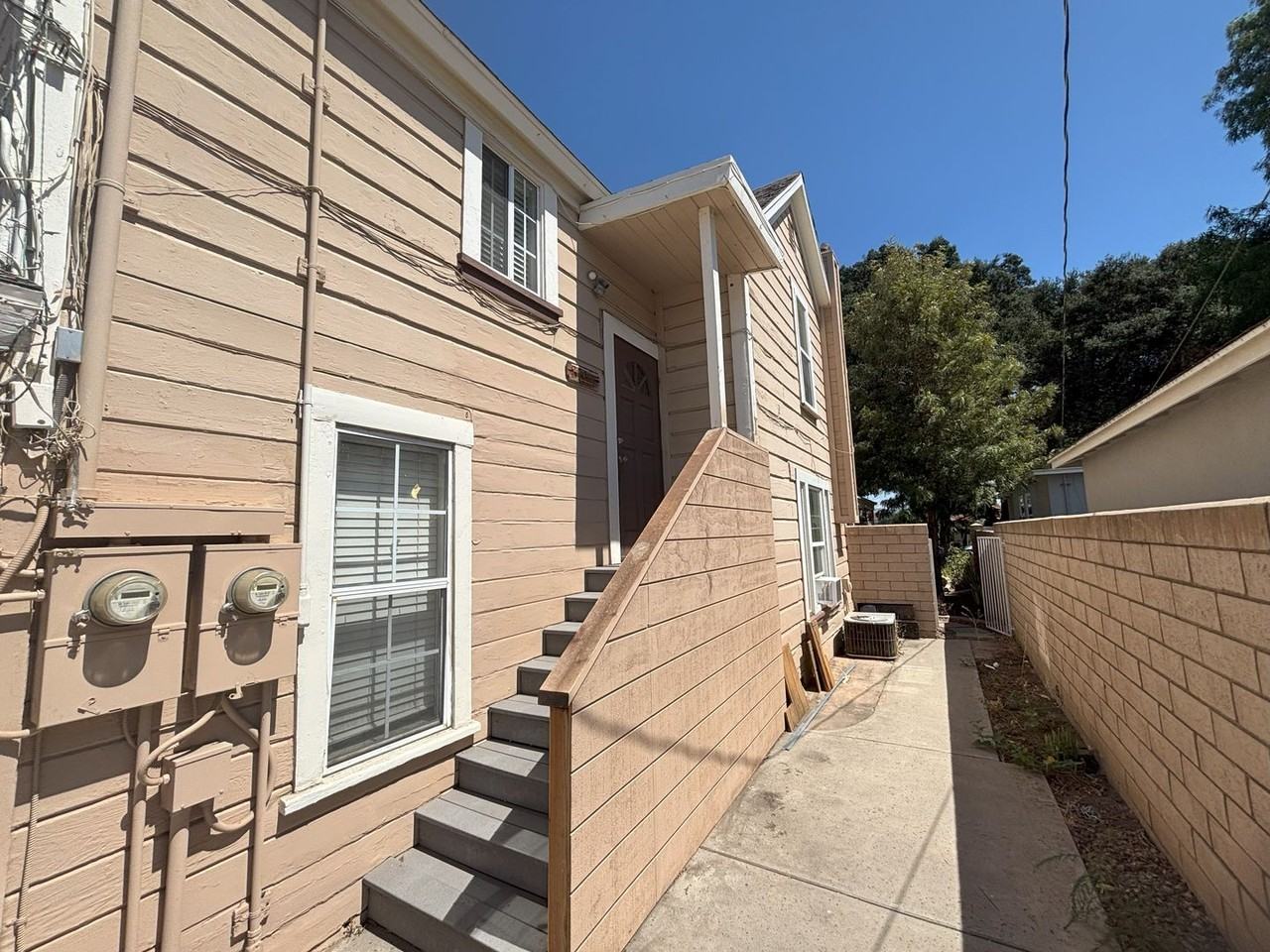 814 W Grand Blvd Uppr - Photo 3 of 15