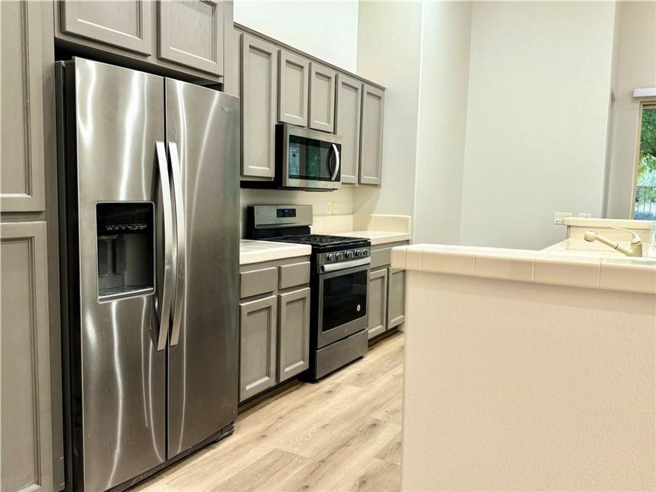 101 Emerald Dunes Circle - Photo 7 of 17