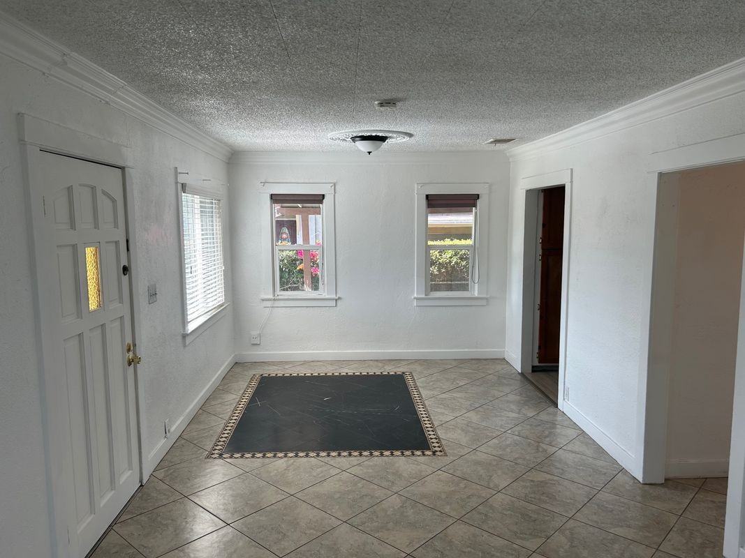 5295 Cedar St - Photo 2 of 10