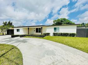 11271 Sw 48th St - Photo 1 of 1