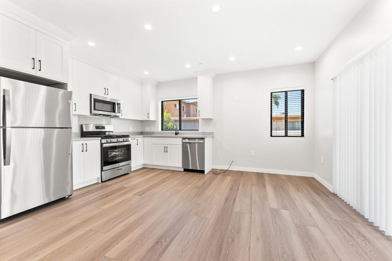 2616 ELL - Photo 4 of 19