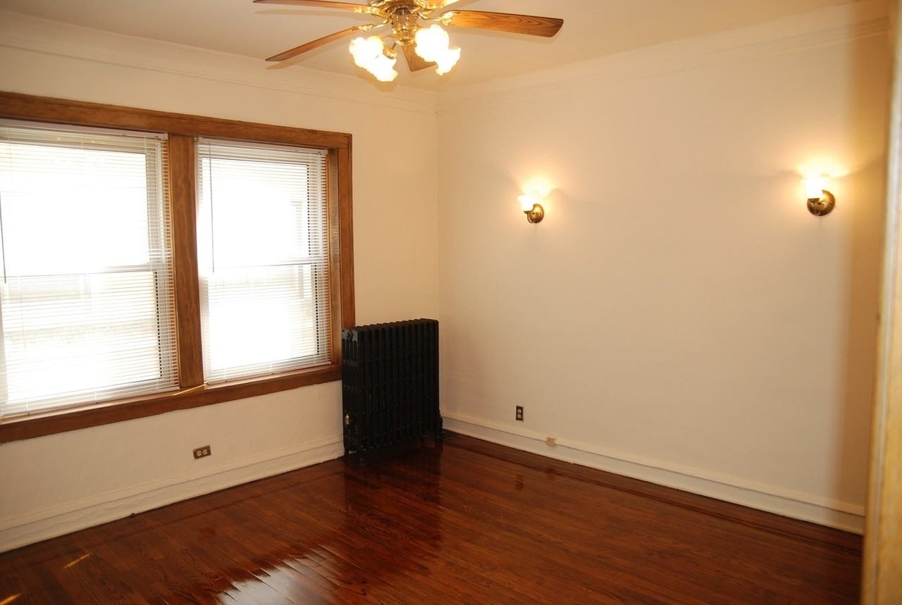 2339 N. Geneva - Photo 2 of 50