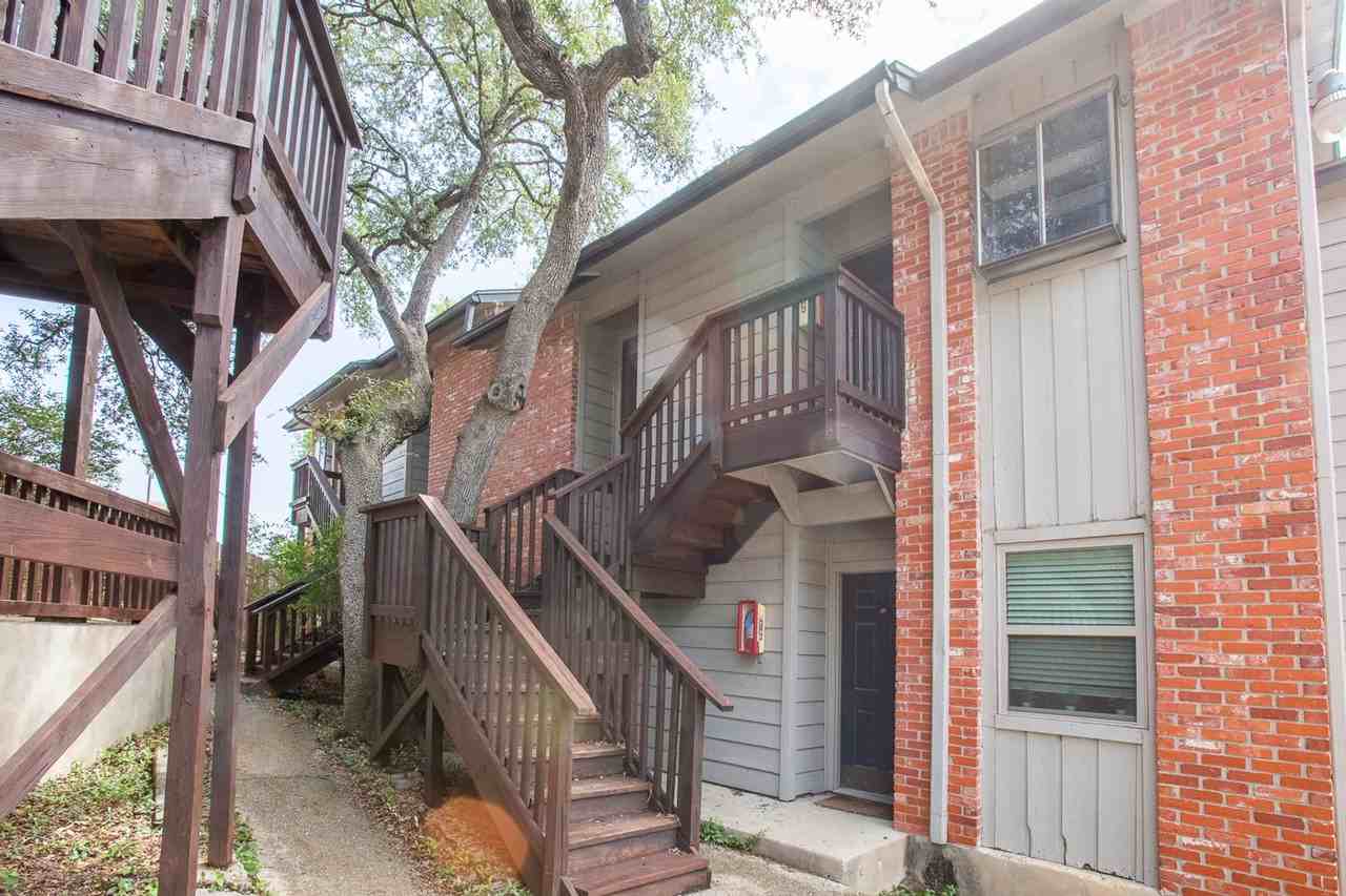 430 Lindsey St ##4b - Photo 4 of 20